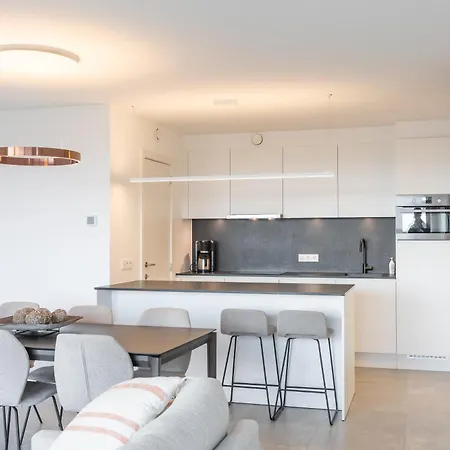 Lecomte - Waves Apartment *