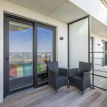 Lecomte - Waves Ostend